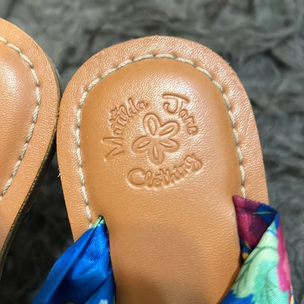 Girls flip flops , sandals, Matilda Jane Clothing brand, size 11.5
